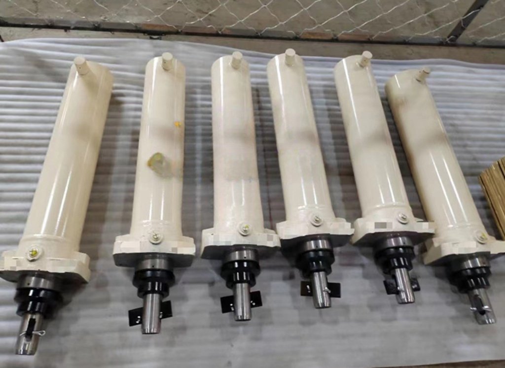 SYMONS 7FT Cone Crusher Lockpost Cylinder Assembly