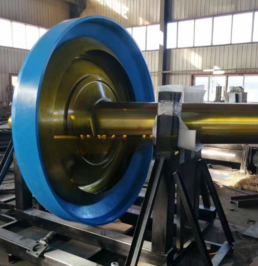 SYMONS 7FT Spring Cone Crusher Mainshaft Assembly - Image 2