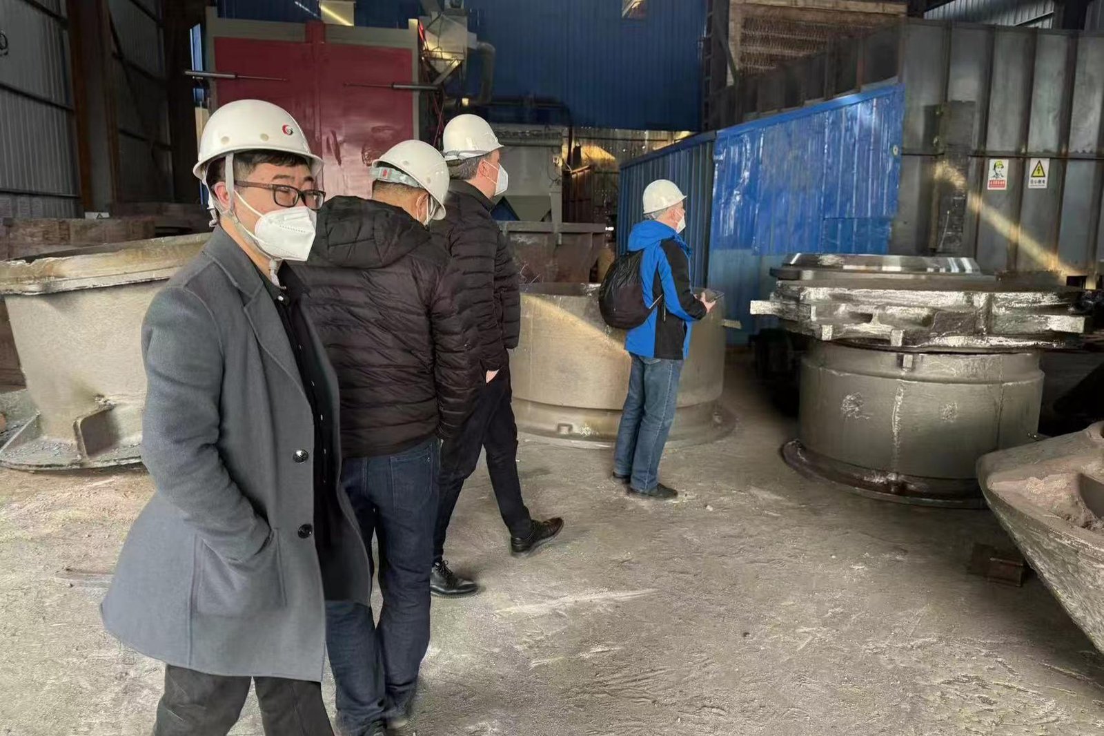 The client visited our factory